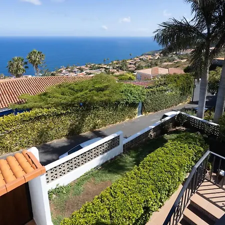 Hébergement de vacances Casa Carolina *